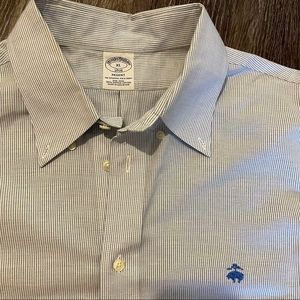Brooks Brothers XL Regent fit dress shirt